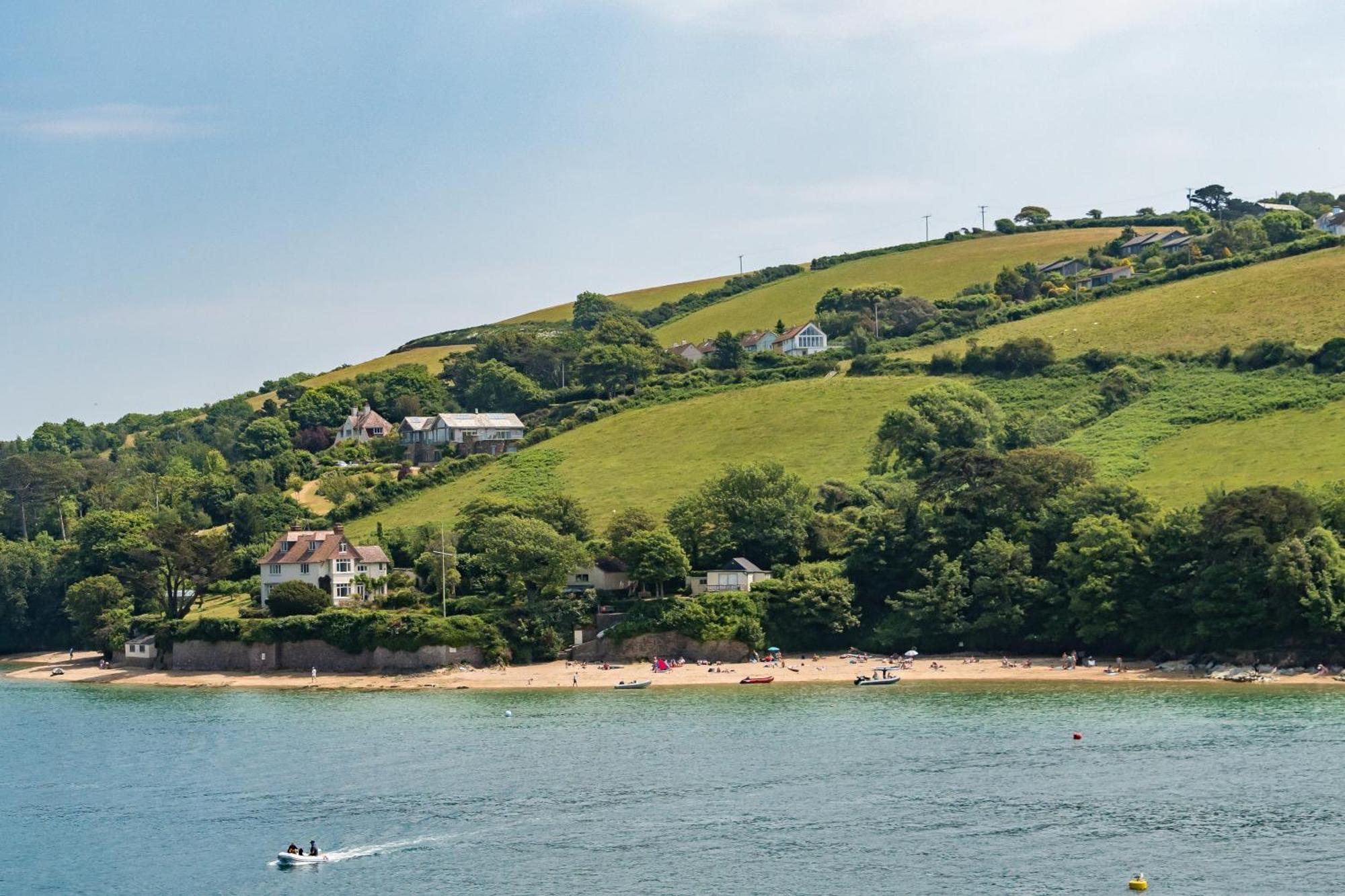 The Treehouse At Salcombe Farm Villa Exterior photo